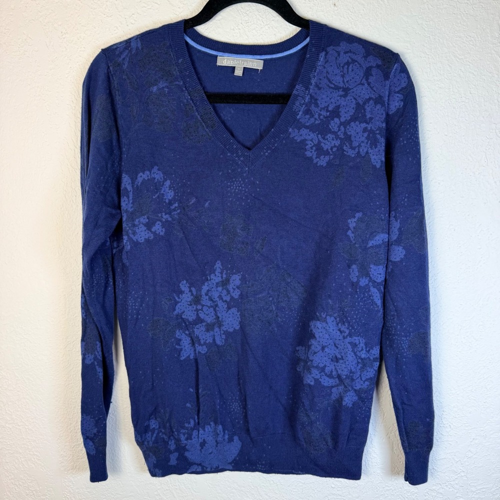 Daniel Rainn Womens M Blue Floral V-Neck Cashmere Blend Sweater Soft Office
